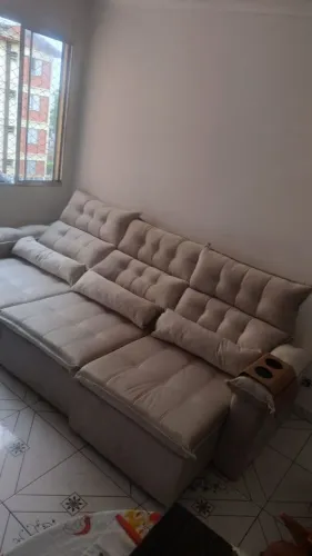 Sofá clara retrátil reclinável 250mt