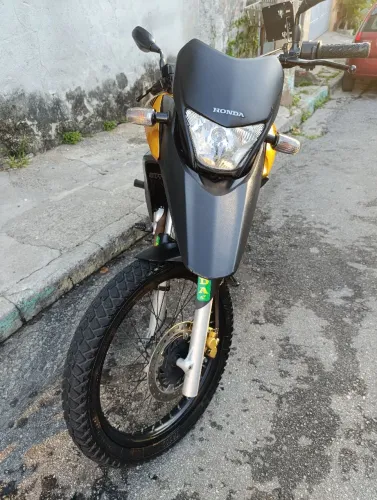Vende XRE 300 2010