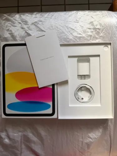 Caixa vazia IPad 11 a16 com cabo e carregador