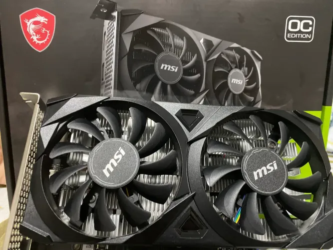 GeForce RTX3050 6GB GDDR6 (4 meses de uso, perfeito estado)
