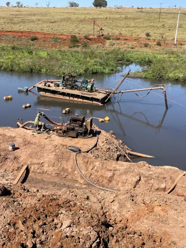 Dragas para extração mineral