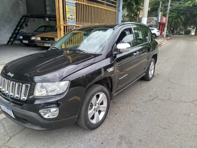 Jeep Compass Sport 2.0 16V 156cv 5P 2012