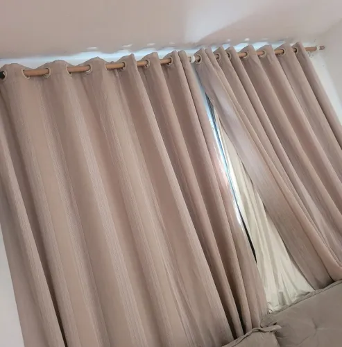 Cortina com black-out 3,00x2,80