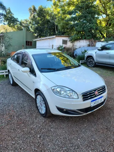 Fiat Linea Essence 1.8 Flex 16V 4P 2016