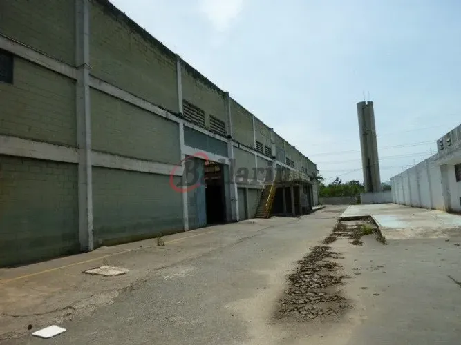 Galpão Industrial para Locação em Osasco