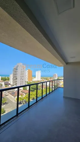 Apartamento de Frente com 3 Quartos, Varanda Gourmet e Vista Mar  Central Park