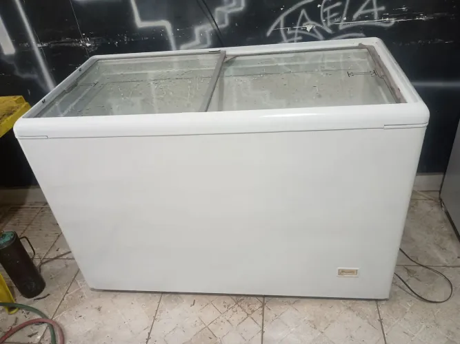 Freezer horizontal ?