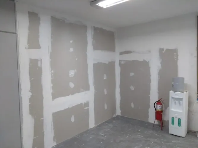Faço serviços de teto e parede dry wall
