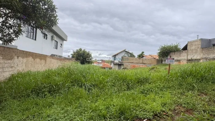 Excelente lote à venda no Condomínio Rosas dos Ventos