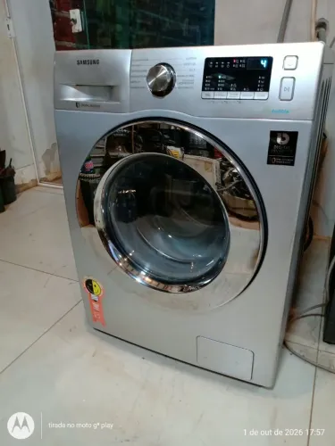Lava e seca Samsung 11 kg funcionando normal.