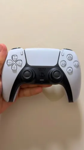 Controle PS5, Com Hall Effect, Semi novo.