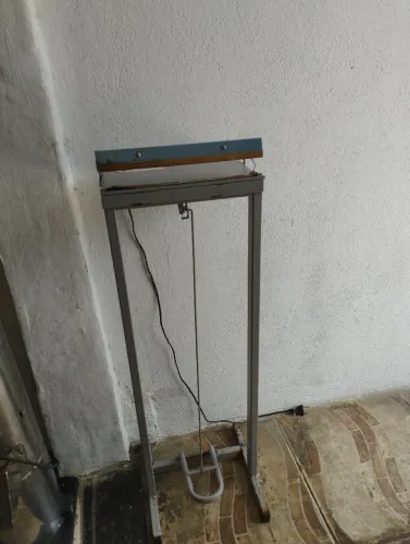 Máquina de lacrar fatias e outros 