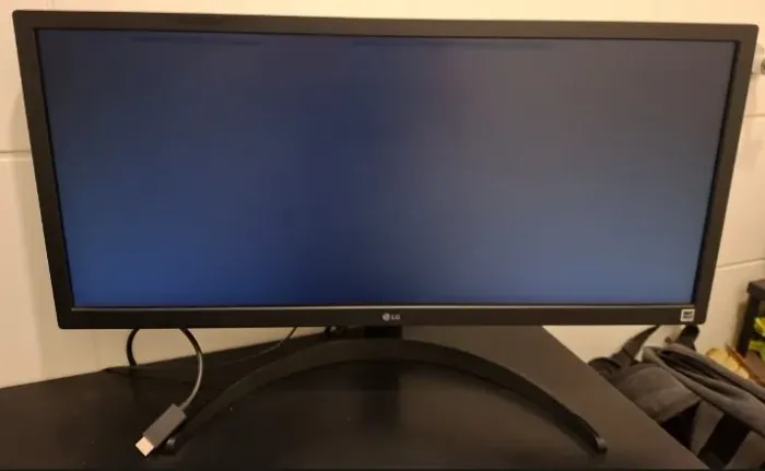 Monitor LG Ultrawide 25,7" - 26WQ500-BG.AWZECSZ