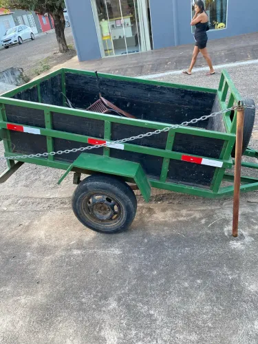 Vende se reboque