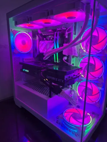 Computador Gamer (Ryzen 5 5500X3D, RTX 4070Ti)