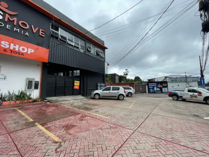 GALPÃO 300M² PARA ARMAZENAMENTO/LOJA - AV. BRASIL