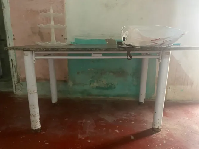 MESA DE MÁRMORE
