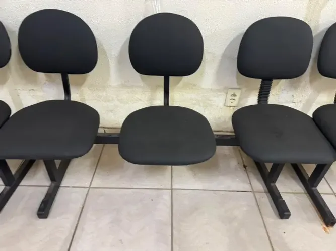 Banco de espera 3 e 5 lugares 