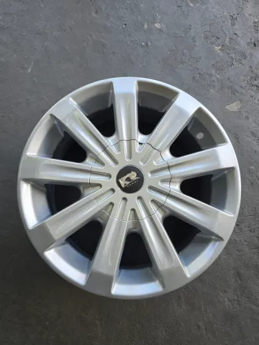 4 rodas aro 15 Ford Peugeot Renault VOLKS HONDA TOYOTA HYUNDAI GM
