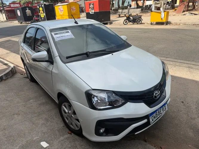 Toyota Etios X Plus Sedan 1.5 Flex 16V 4P Aut. 2020