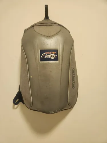 Mochila de moto Ogio No drag Edição especial Redbull