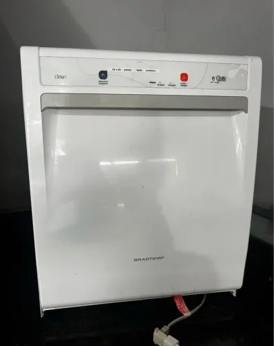 Máquina de lavar louça