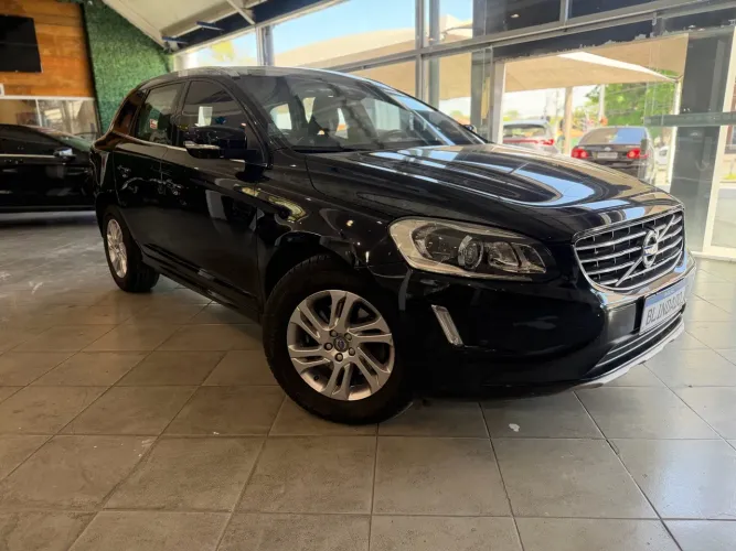 Volvo XC 60 T-5 Kinetic 2.0 245cv FWD 5P 2016