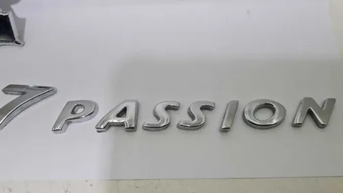 Emblema Letreiro Peugeot 207 Passion 2012 Pg002 60cx101