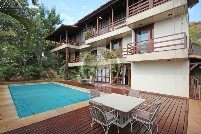 CASA COM 6 QUARTOS PARA VENDA NO BAIRRO BELVEDERE codigo: 341458