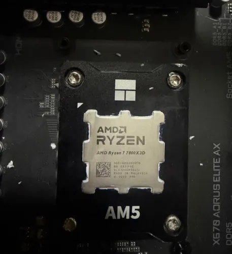 PROCESSADOR RYZEN 7 7800x3D + X670 AORUS ELITE