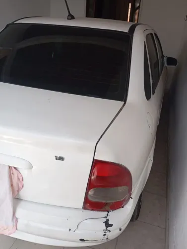 Chevrolet Corsa Sedan GL 1.6 MPFI 4P 1998