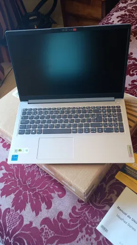Vendo Notebook Lenovo Ideal Pad - Processador I5