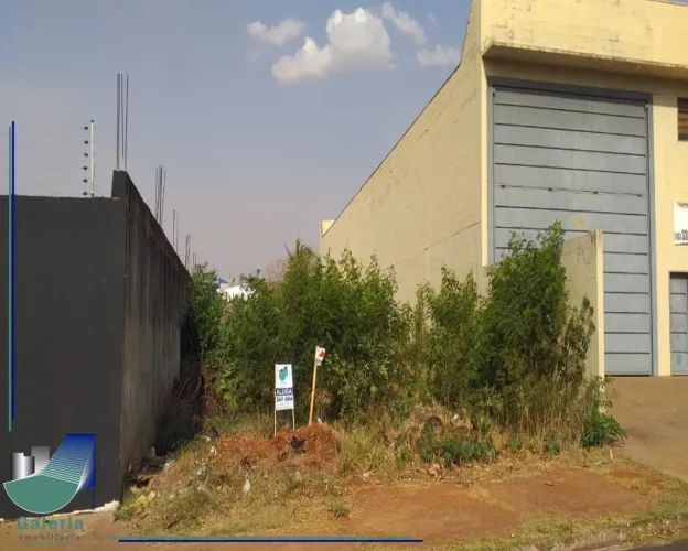 Terreno com 250,00m² - Jardim Jóquei Clube