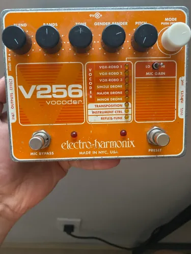 VOCODER V256 ELECTRO HARMONIX