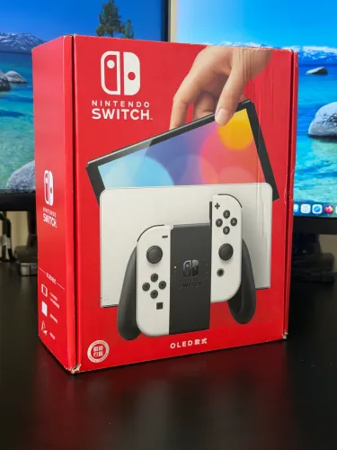 Nintendo Switch OLED - Desbloqueado