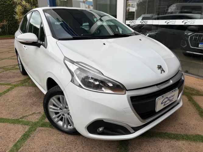 Peugeot 208 Active 1.2 Flex 12V 5P Mec. 2017