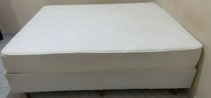Cama box + colchão - excelente estado