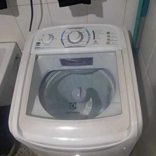Máquina de lavar roupas 8kg Electrolux