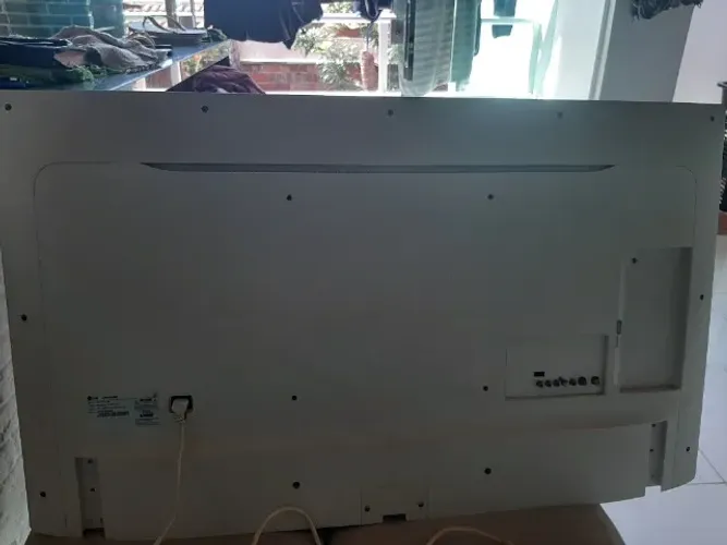 TV LG MODELO 49LF5400