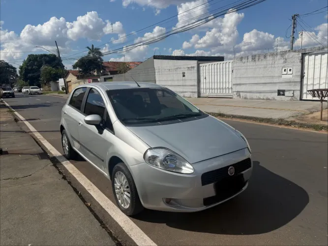 Fiat Punto 1.4 Fire Flex 8V 5P 2008
