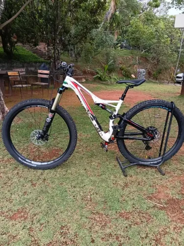 Specialized Stumpjumper Carbono aro 29
