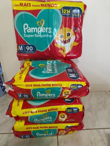 Fralda Pampers M
