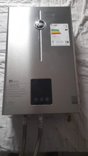 Aquecedor De Água A Gás Digital Rheem Prestige 20 Litros/Minuto GLP Bivolt Prata Inox