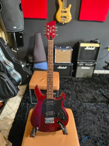 Guitarra Rok Axe USA Performance Series Estilo Brian May