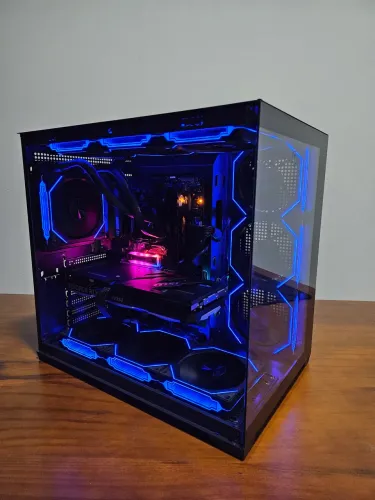PC GAMER RTX 4060ti | 32GB RAM | 7 5700X
