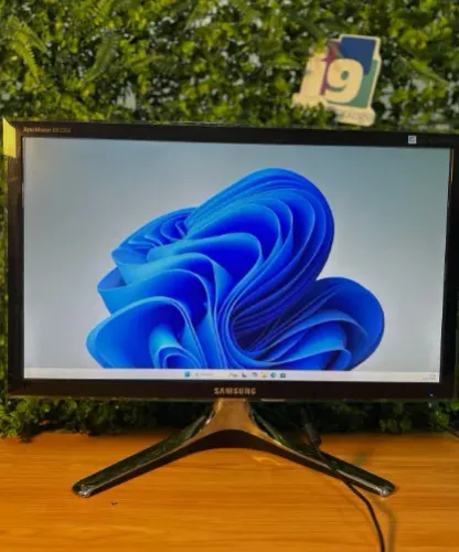 Monitor Samsung 23 Polegadas 60Hz Model: BX2350 S/N 0135HQAB30095V 2x Hdmi 1x Vga