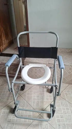 Cadeira de banho nova