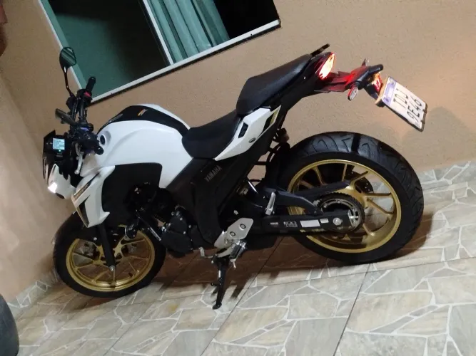 Yamaha fazer 250