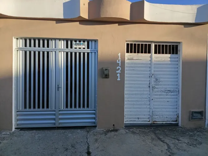 Casa a Venda próximo a BR 235