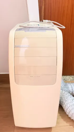 VENDO AR-CONDICIONADO PORTÁTIL 9000 BTUS - ELECTROLUX